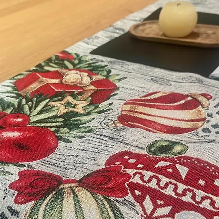 Serene Coastal Retreat With King Bed & Pool In Apartmán